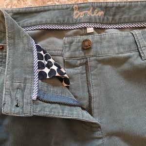 Cute Skinny Boden Corduroy Pants
